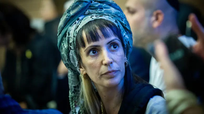 פרסום ראשון: סמוטריץ' בוחן לשריין את מייסדת "צו 9"