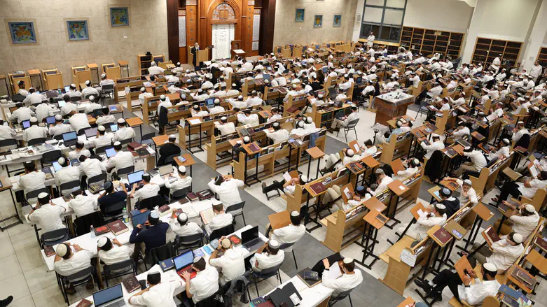 צפו: סליחות ראשונות מבית אל