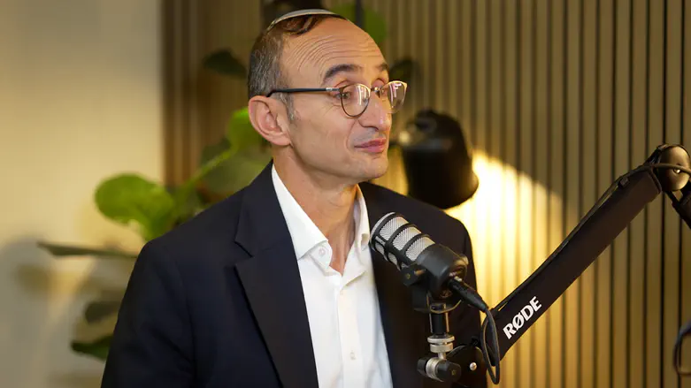 לא הכול חצי חצי: הרב פרופ' יצחק כהן חושף את החריגים שמטלטלים את דיני הגירושין בישראל