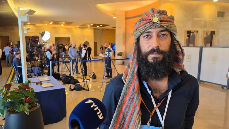מפלגת "ברית עולם לגאולת ישראל" נרשמה לכנסת: עשרת הדברות במרכז