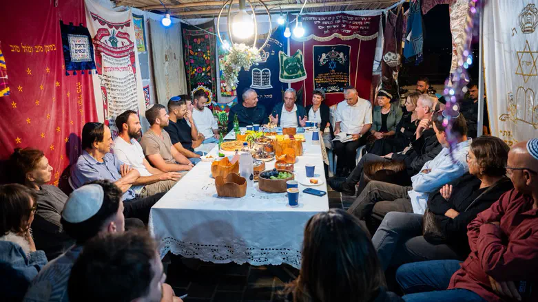 משירות והתיישבות לזיכרון הבן: היום של איזנקוט בין גוש עציון לירושלים