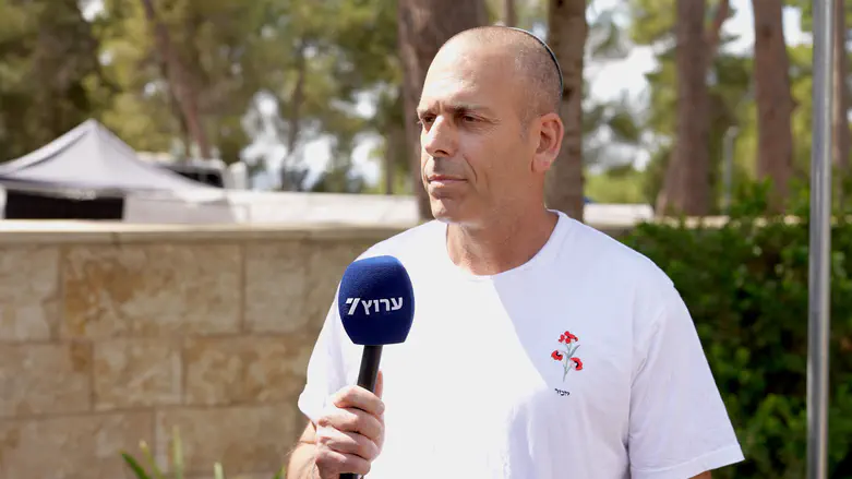 "מותר לא להסכים - ובסוף להתחבק": הצוואה שהותיר עברי דיקשטיין
