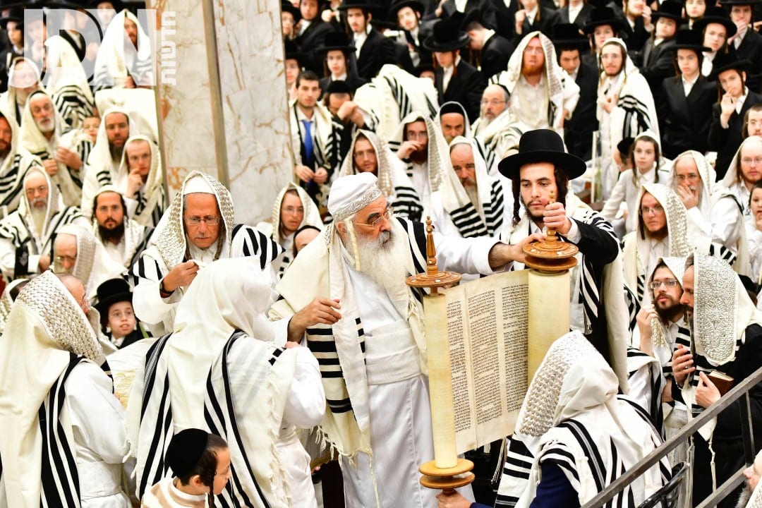 הושענא רבא בחצה"ק דושינסקיא