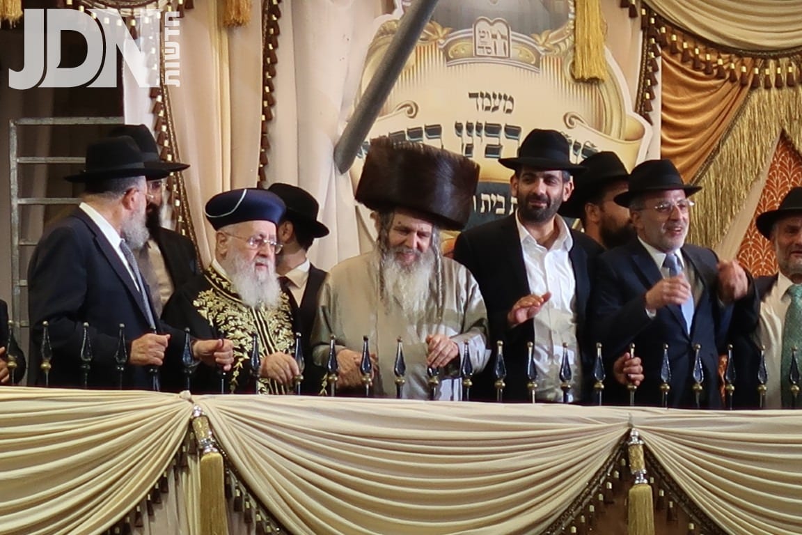 חג הסוכות במחיצת הגר"ש ארוש