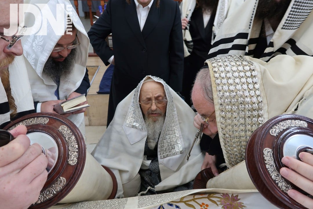 חג הסוכות בחצה"ק קאליש