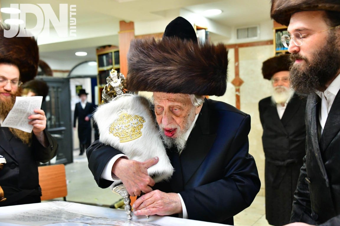הושענא רבא ושמחת תורה בחצה"ק קאפיטשניץ