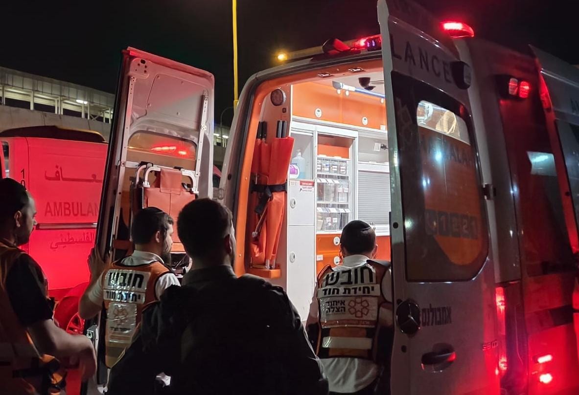 תאונת עבודה: פלסטיני בן 19 נפל מגדר ההפרדה ונפצע בינוני