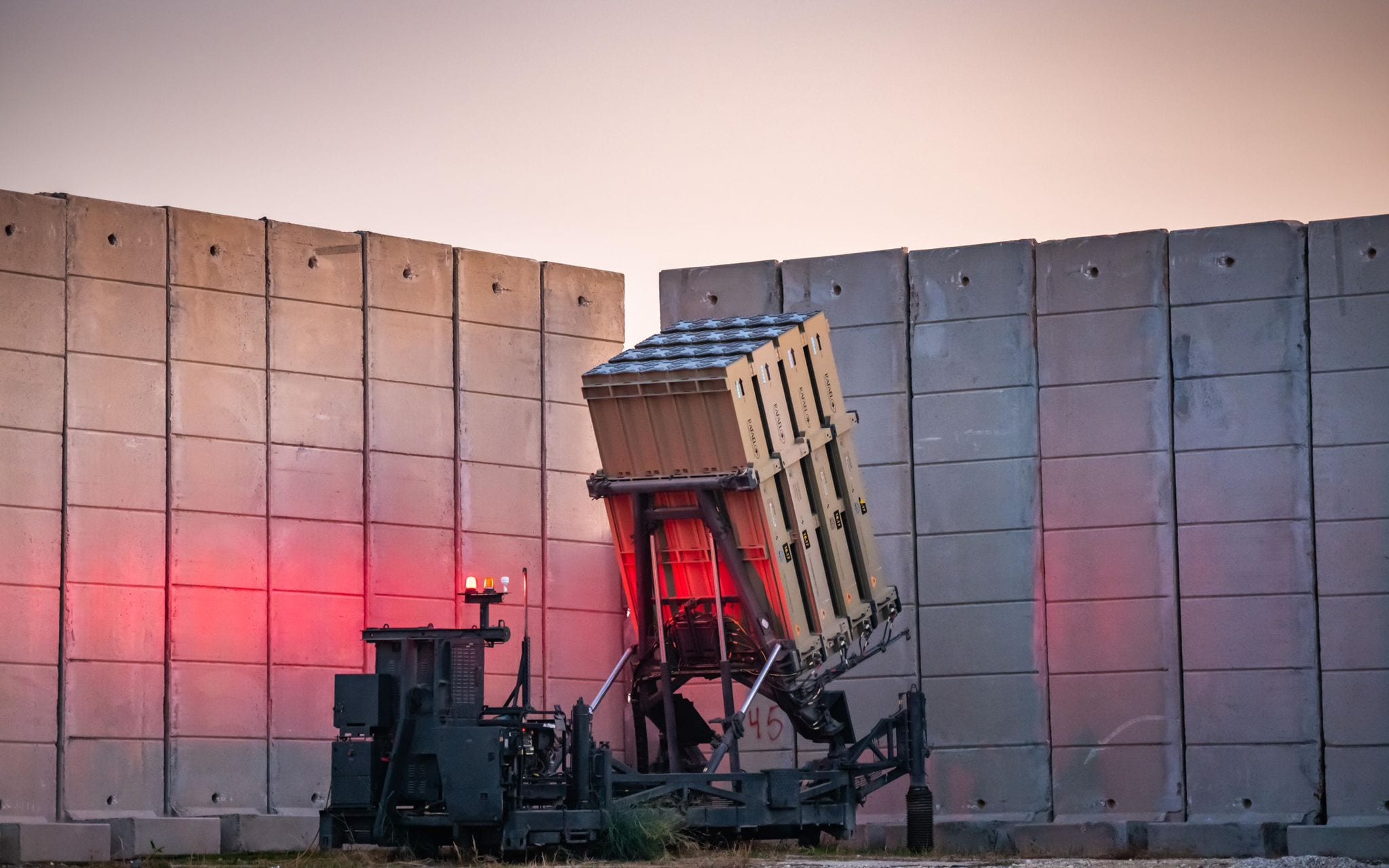 מיירט שוגר לעבר מטרה אווירית חשודה בדרום לבנון