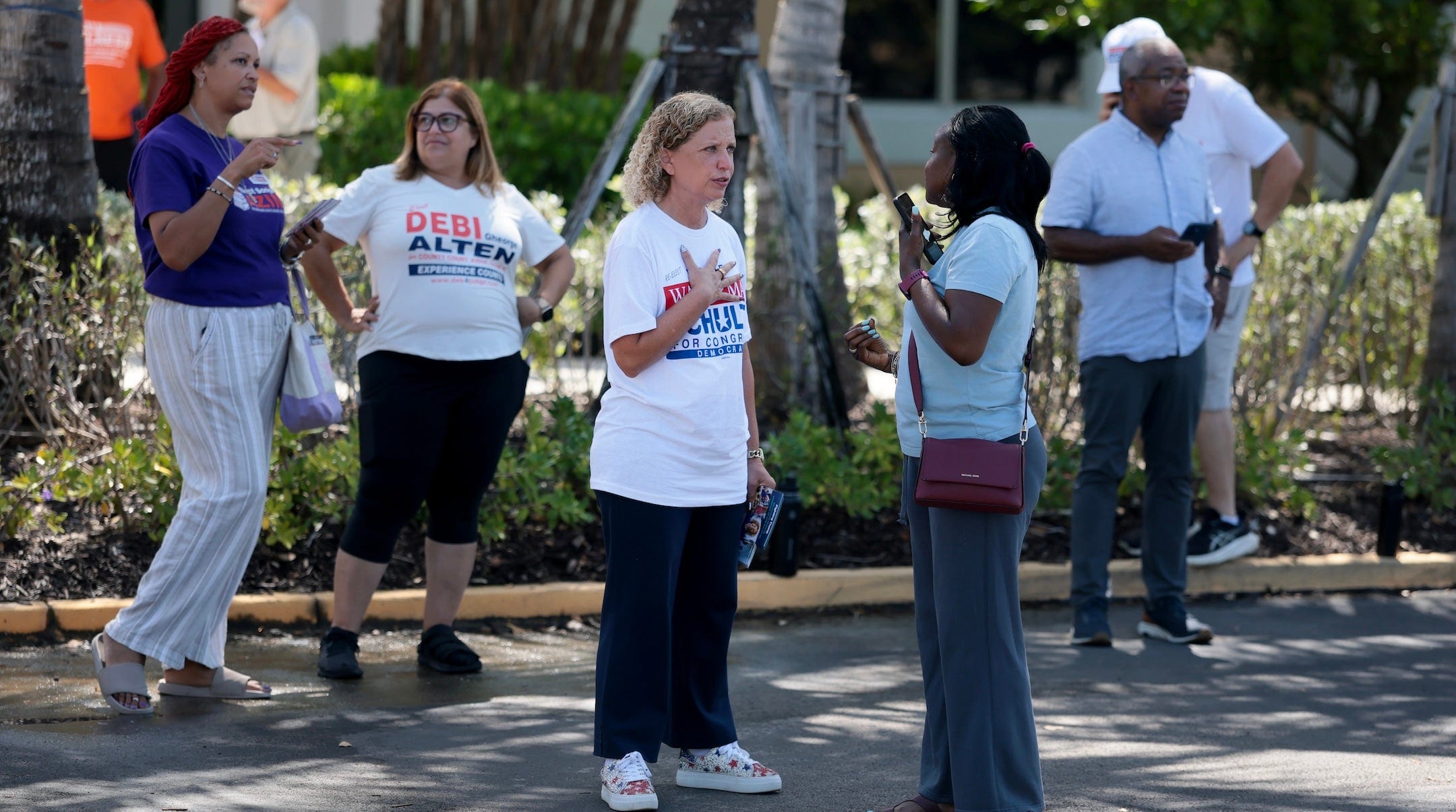 Wasserman Schultz wins Florida Democratic Primary