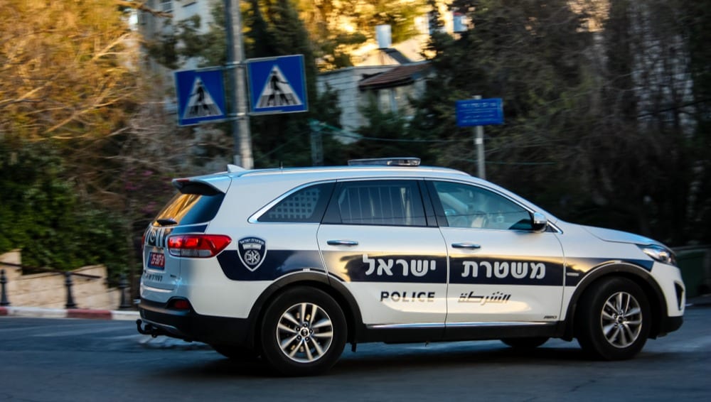 פיצוץ עז הרעיד את חולון: רימון רסס הושלך לבניין