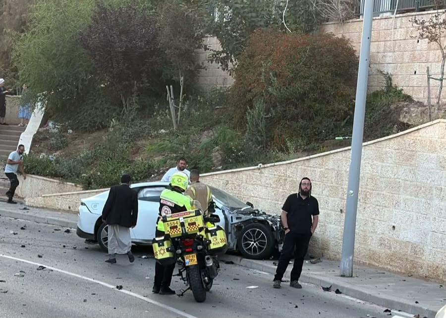 חשד לפיצוץ ברכב בנתיבות: הרכב סטה מנתיבו, ללא נפגעים