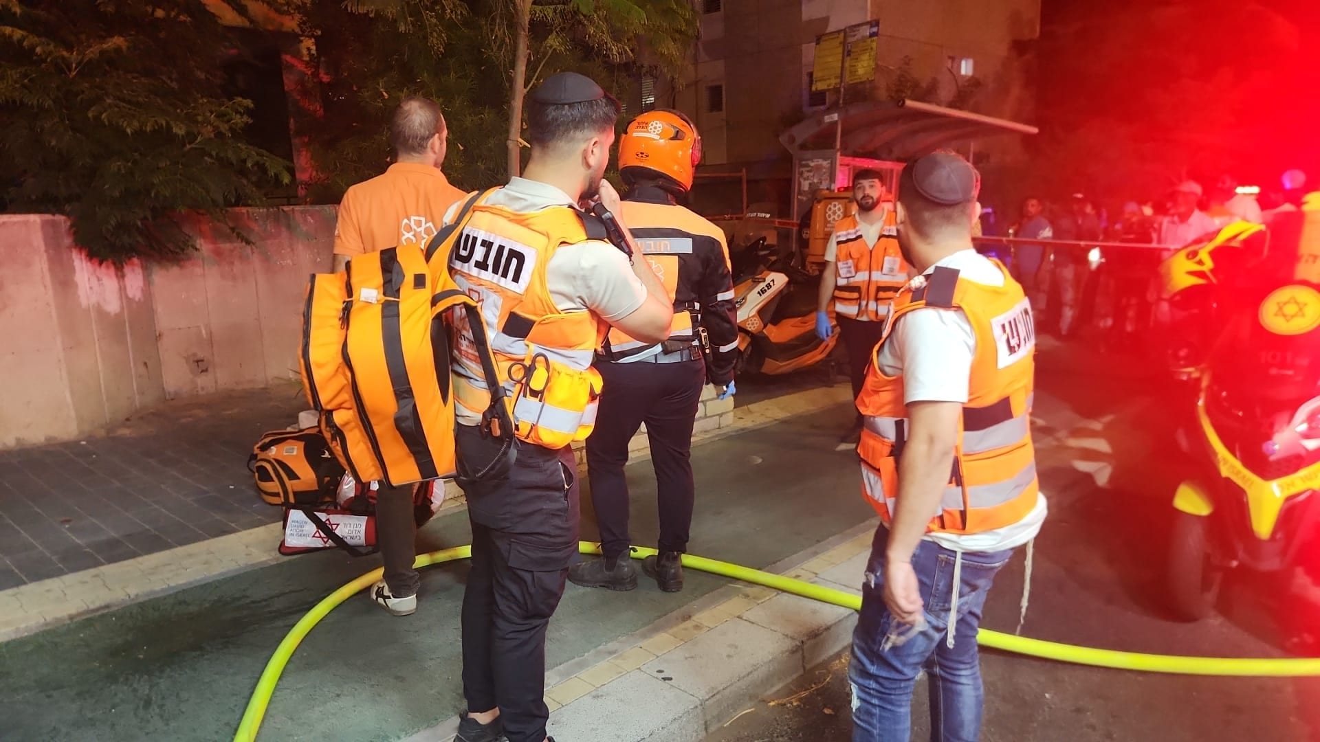 שריפה בבניין באשקלון: חמישה נפגעו משאיפת עשן