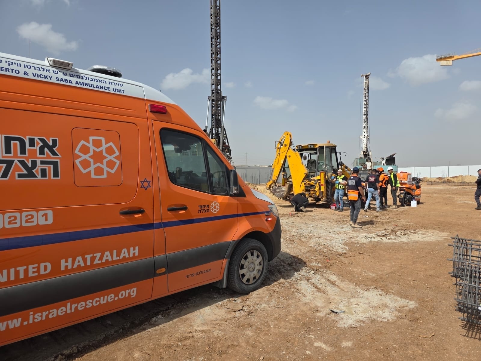 בן 19 נפגע מטרקטור בתאונת עבודה במתחם בית החולים החדש בקריית גת