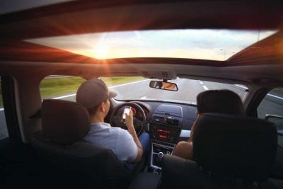 Как вернуть автомобильным коврикам свежесть без дорогих средств