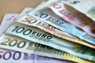 Мусульманину годами платят в Германии, чтобы с ним не было конфликтов