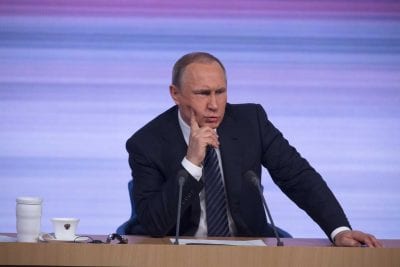 "Тень Сталина над Кремлем": что ждет Россию после ухода Путина