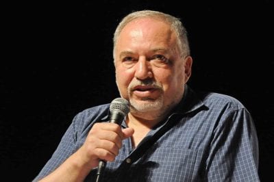 Либерман о ситуации в стране: Абсолютное безумие