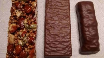 Не такой полезный, как кажется: этот перекус может вызвать вздутие