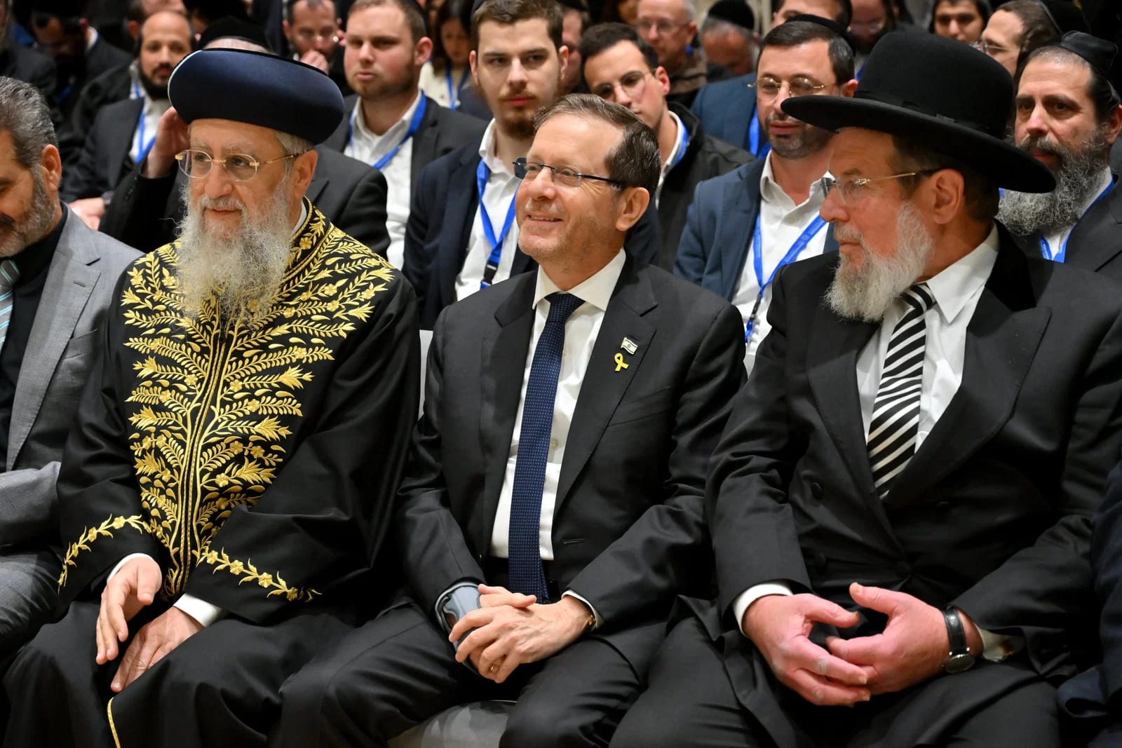 הרבנים הראשיים נעדרו מטקס הזיכרון ל-7 באוקטובר: "נהפכו לניצבים בלבד"