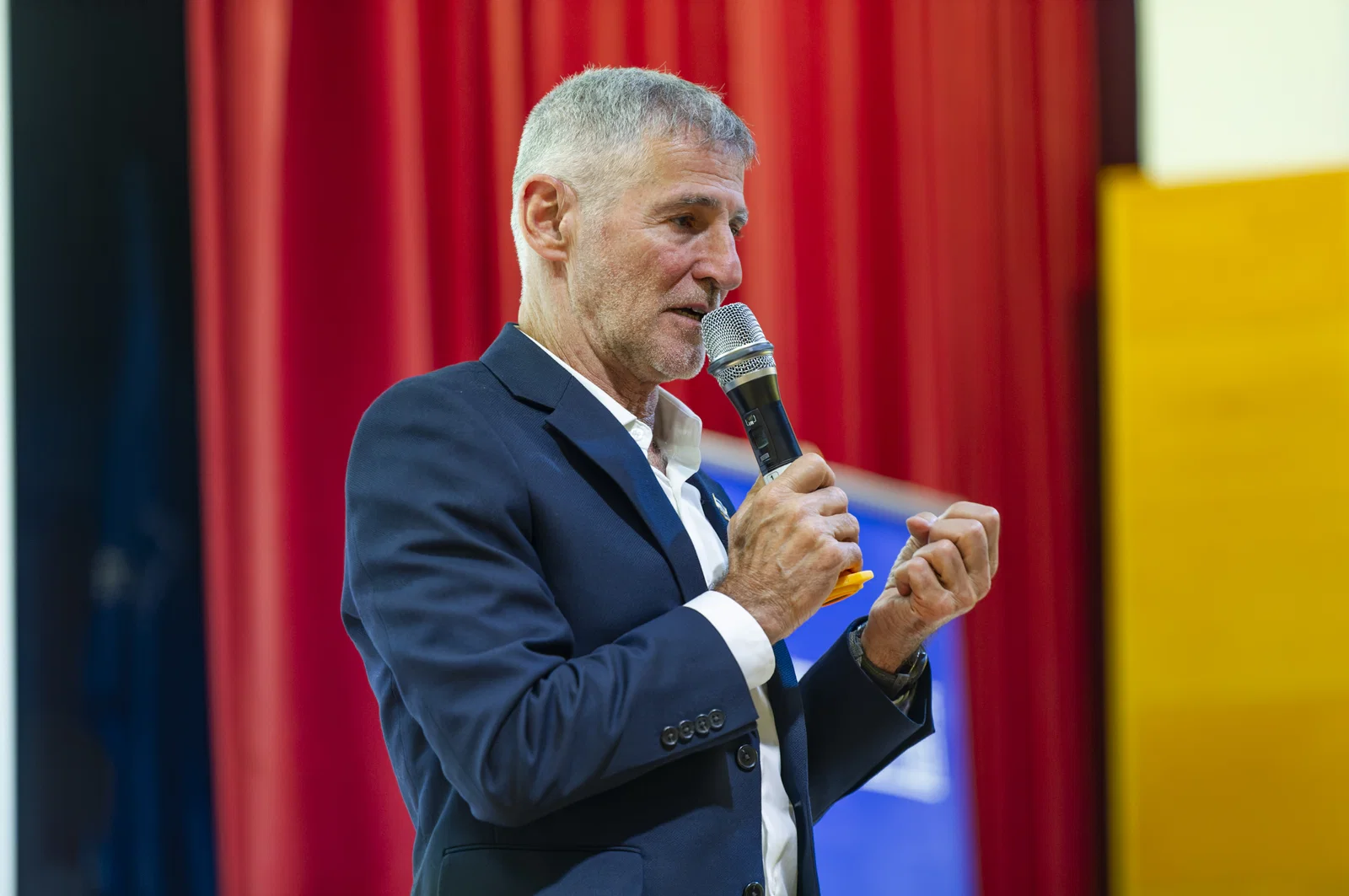 בג"ץ לזיני: יש לשקול הצבת אבטחה מיידית ליו"ר הדמוקרטים יאיר גולן
