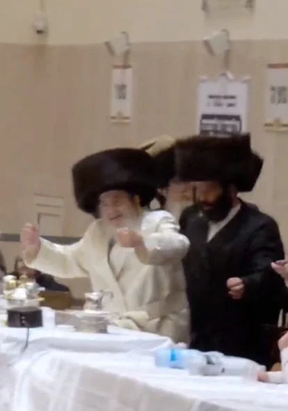 אשורר שירה; תיעוד עוצמתי וראשוני מנעילת החג בחצר הקודש ויז'ניץ