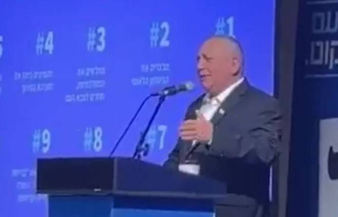 גדי איזנקוט קרא לנתניהו בכנס: "בא לעימות באיזה ערוץ שתרצה"