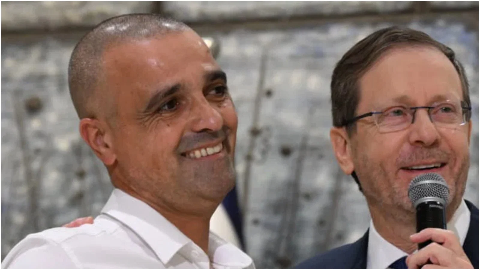 6 הגיבורים מטיסת פליי דובאי קיבלו אות גבורה; זה מה שהם סיפרו