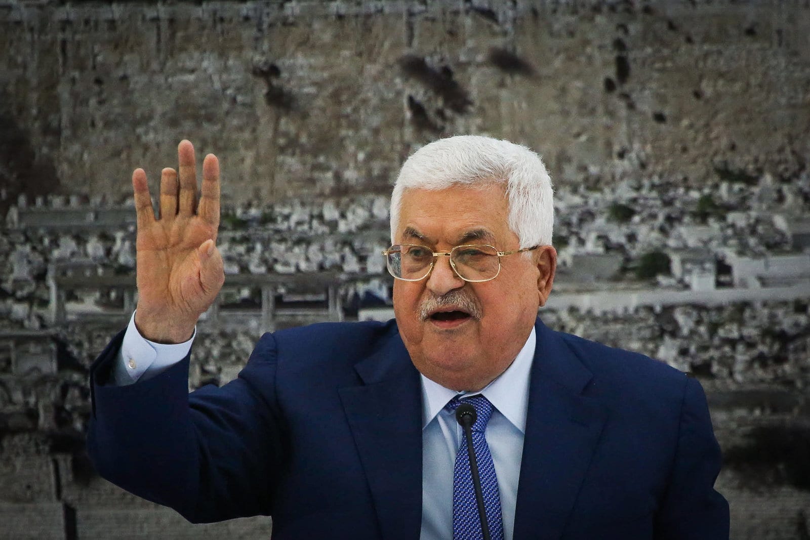 בגיל 90 ישלוט לנצח?: "ישראל אשמה ונדחה את הבחירות"