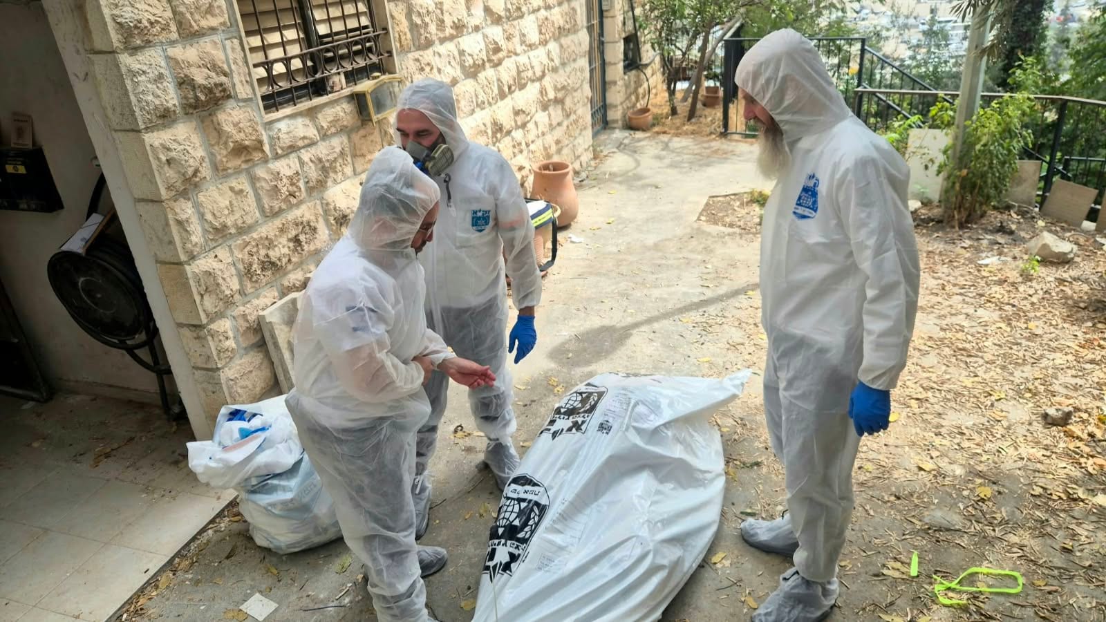 הבדידות הקטלנית: נמצאה גופת גבר בן 60 בדירתו בירושלים | הערכה: נפטר לפני שבוע