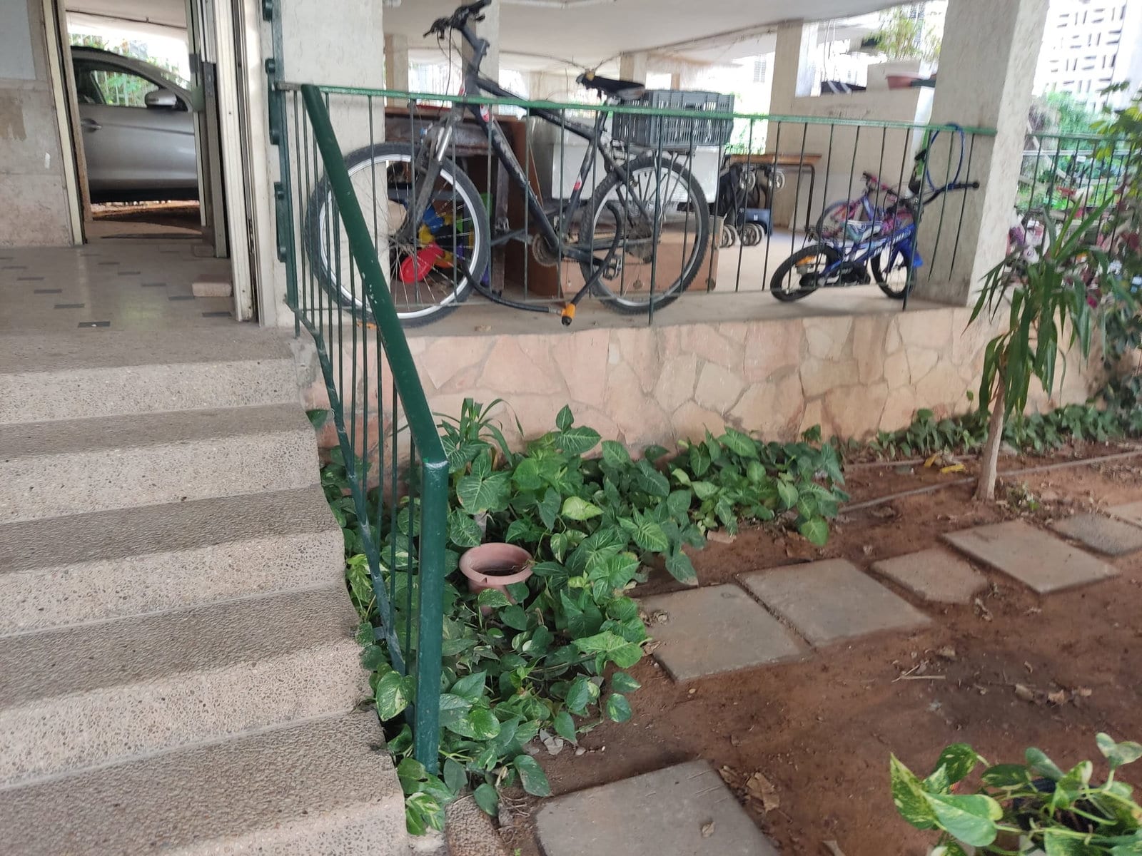 השכנים תבעו להסיר מתקן אופניים מהבניין – ושילמו 17 אלף ש"ח