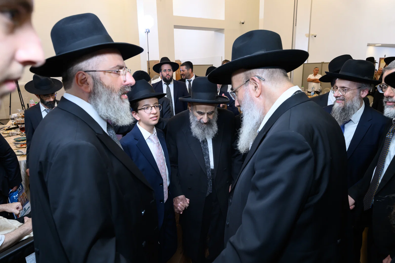 חתן הבר מצווה נכדם של רבני ירושלים התברמ"ץ