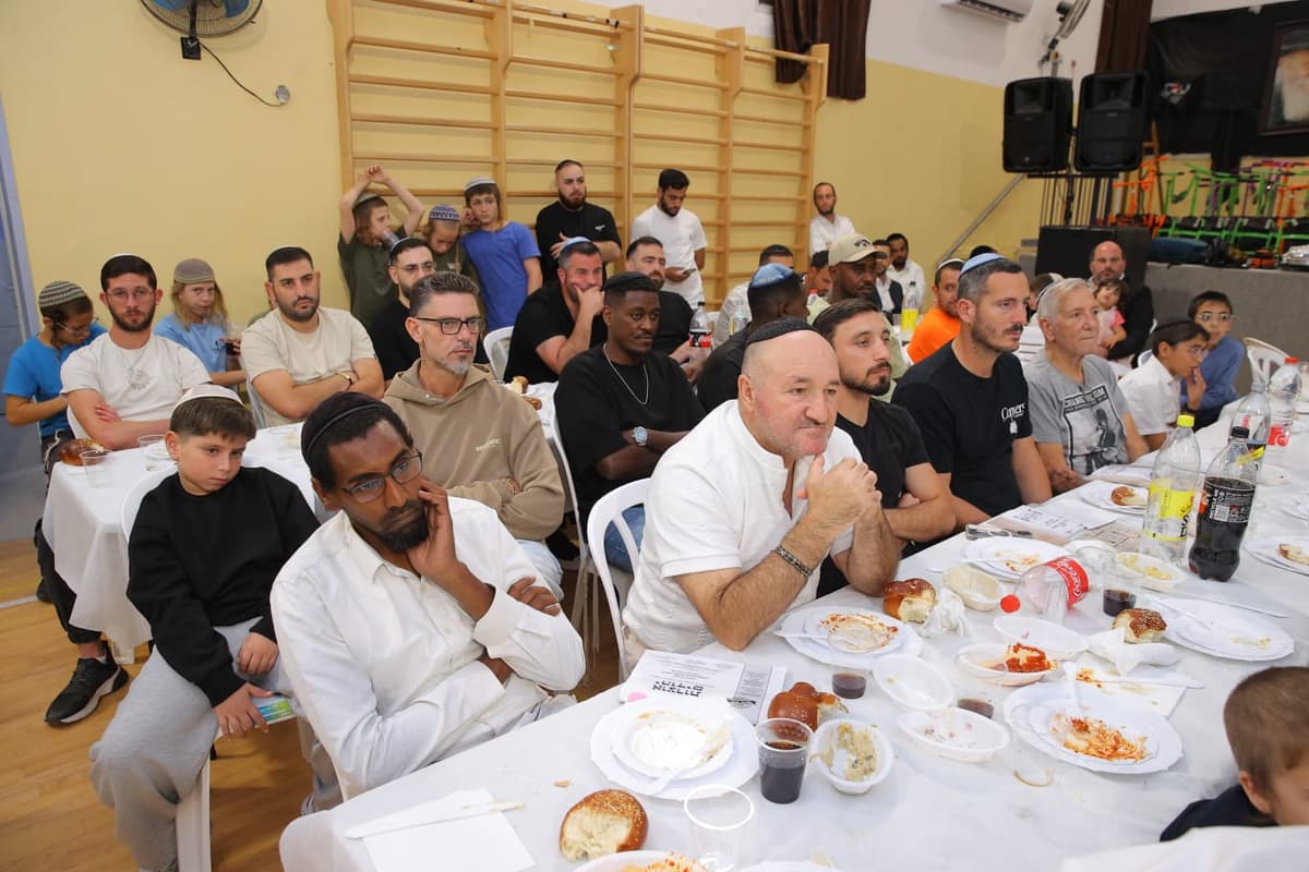 תורה ומסורת בצפון; המונים בהילולת מרן בנוף הגליל