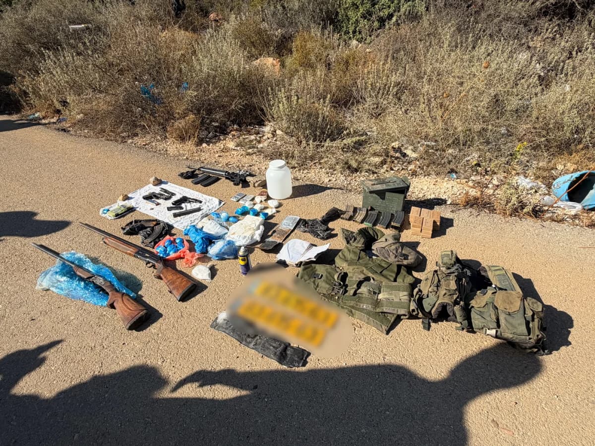 פשיטת ענק בצפון: מצבור האמל"ח והסמים של ארגון 'אבו לטיף' נחשף בשטח פתוח
