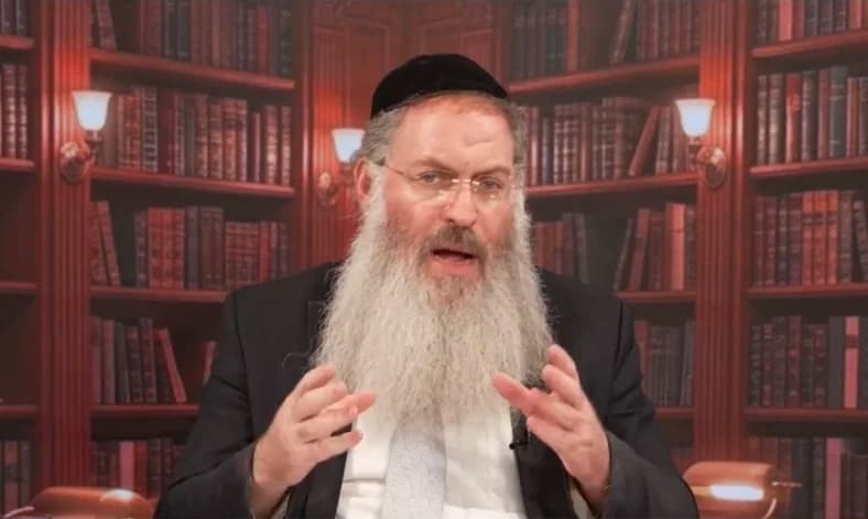 אוכלים במקום אחד וישנים במקום אחר - איפה ידליקו נרות שבת? • צפו