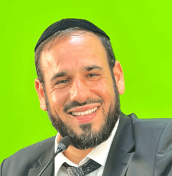 Israeli Rabbi Detained at Miami Airport Over Forgotten Traffic Warrant; Released After Intervention
