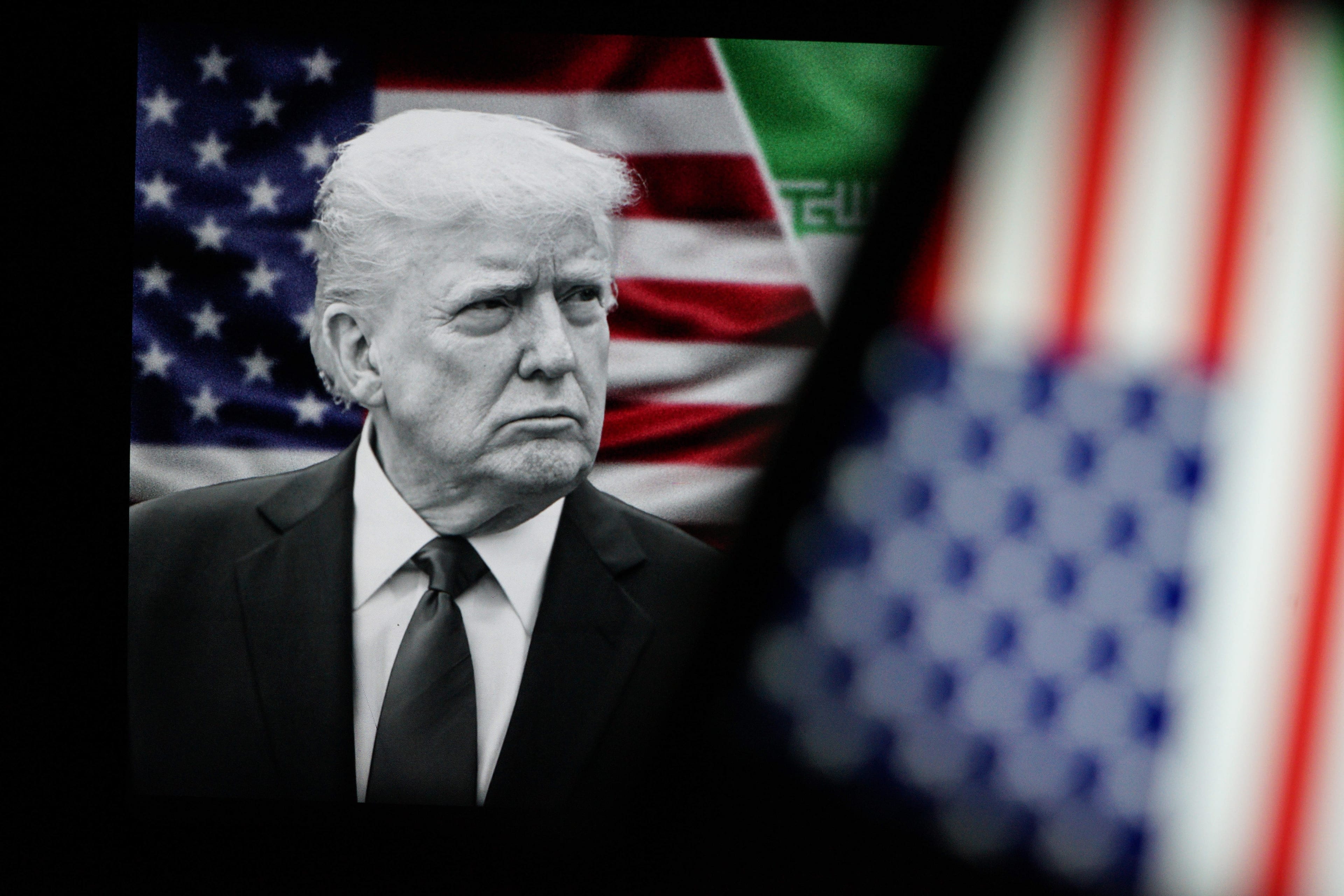 Trump Grows Impatient, Sets Today as Deadline for Hormuz Deal with Iran