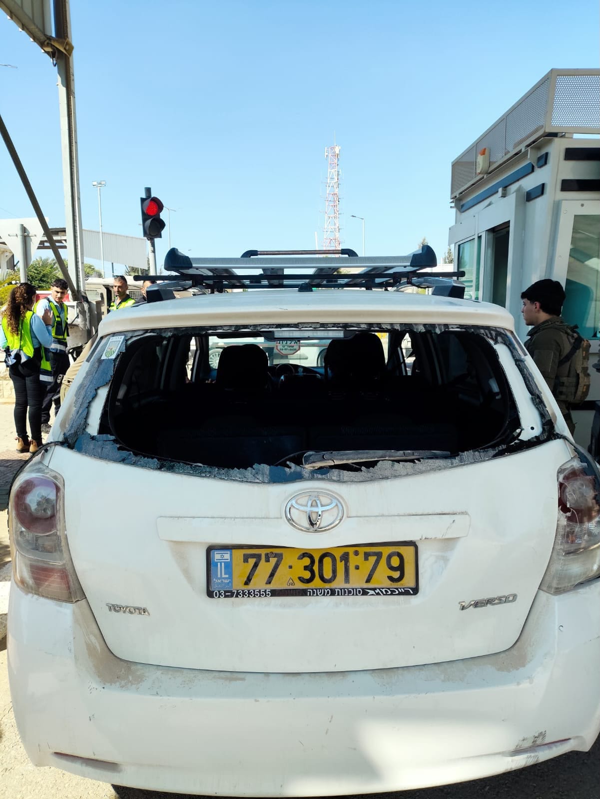 BREAKING: Two Israelis Escape Jenin After Getting Stoned by Palestinians