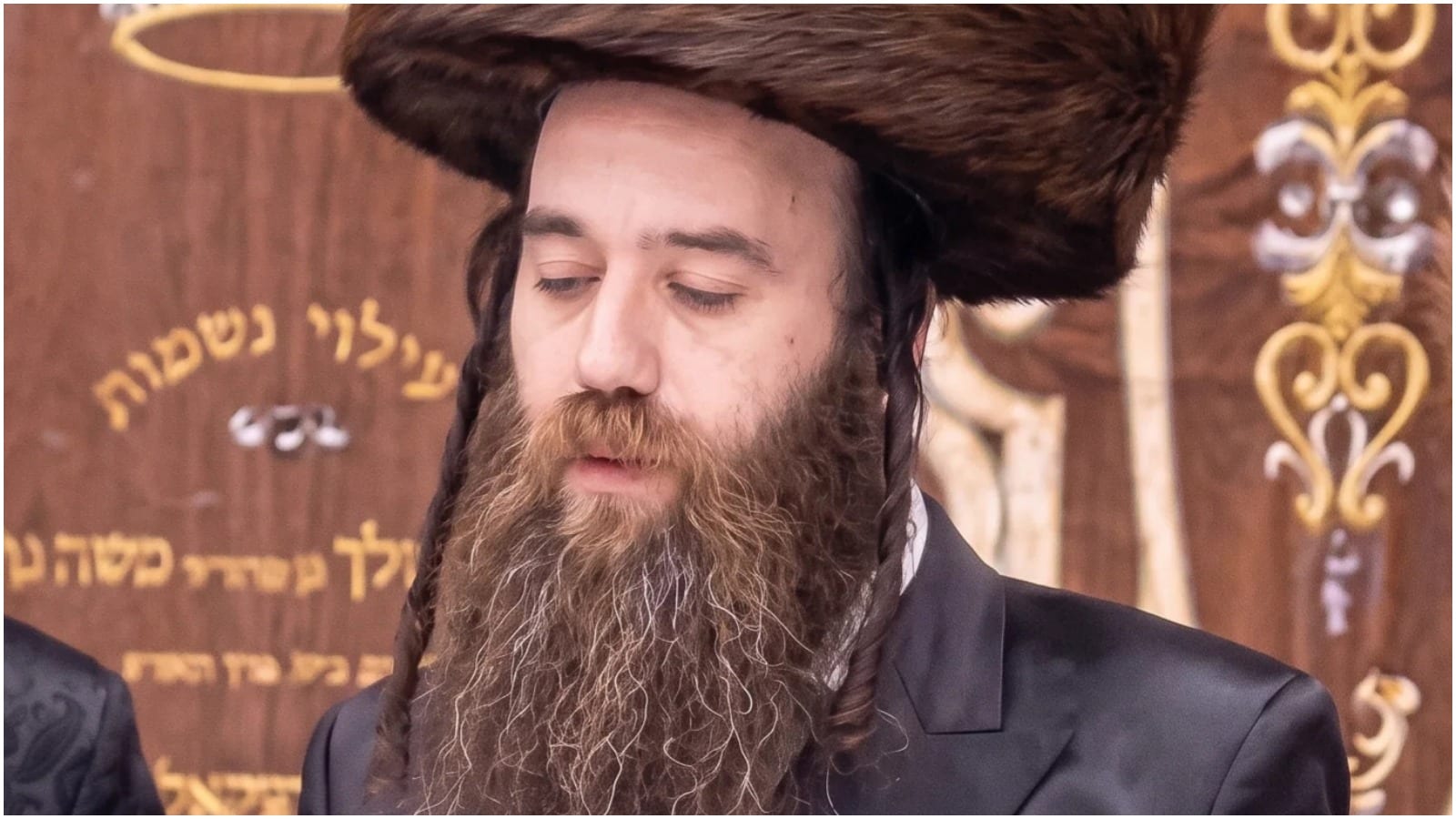 Prominent Hasidic Rabbi Dies Suddenly During Swiss Vacation at Age 43