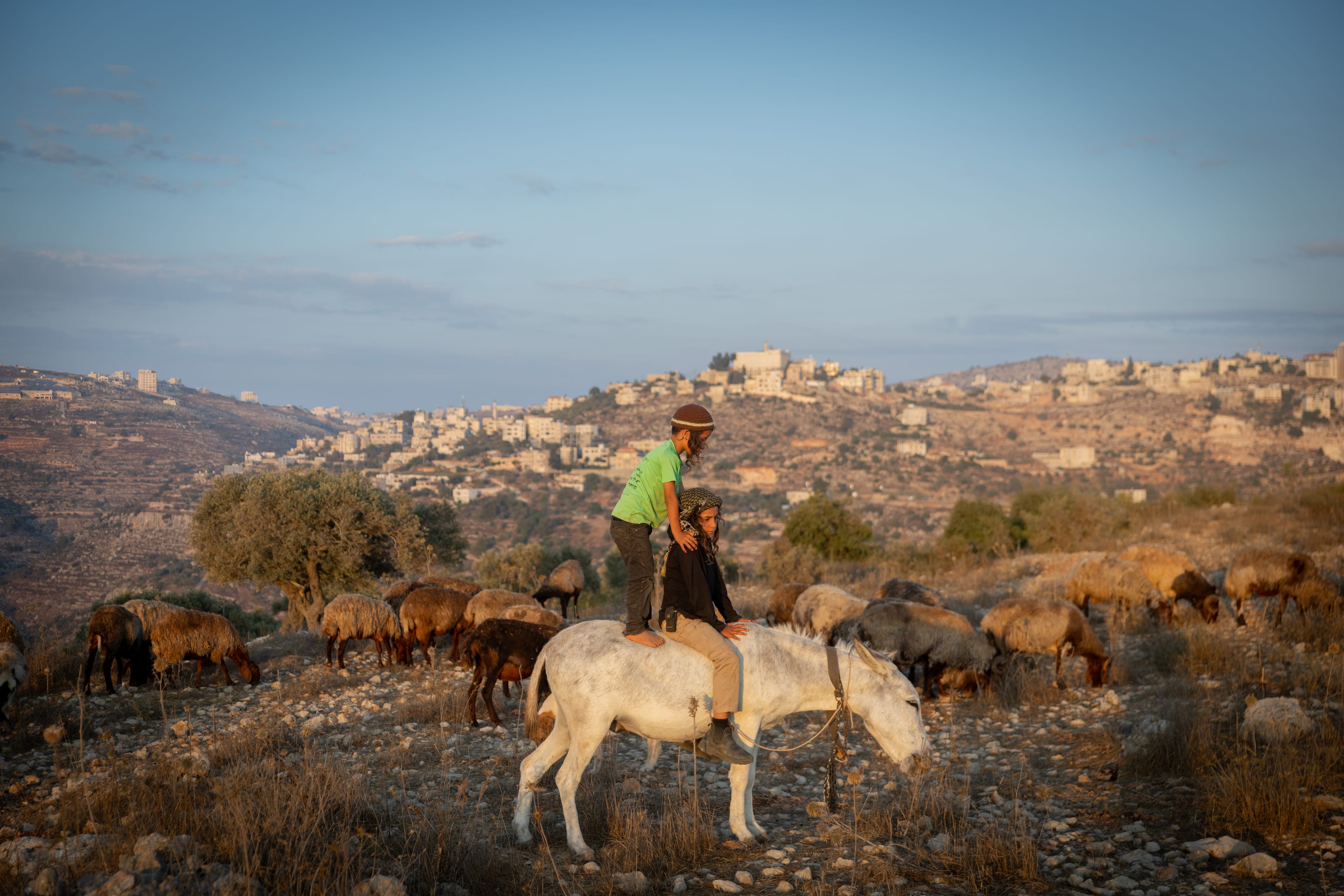 Israel Weather Forecast: Brief Relief Before Heat Returns Midweek