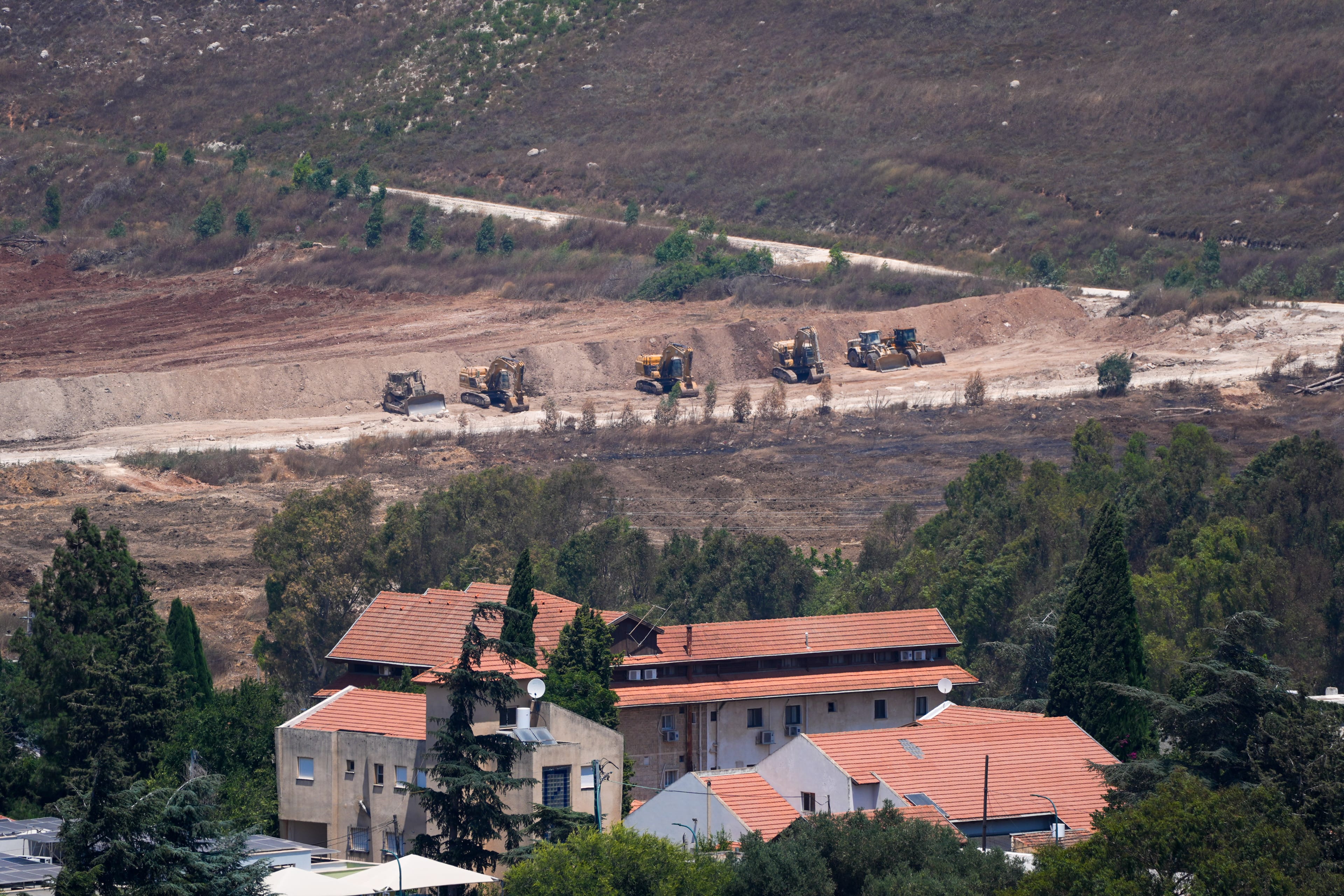 Six Foreign Workers Injured in Unexploded Ordnance Blast Near Metula