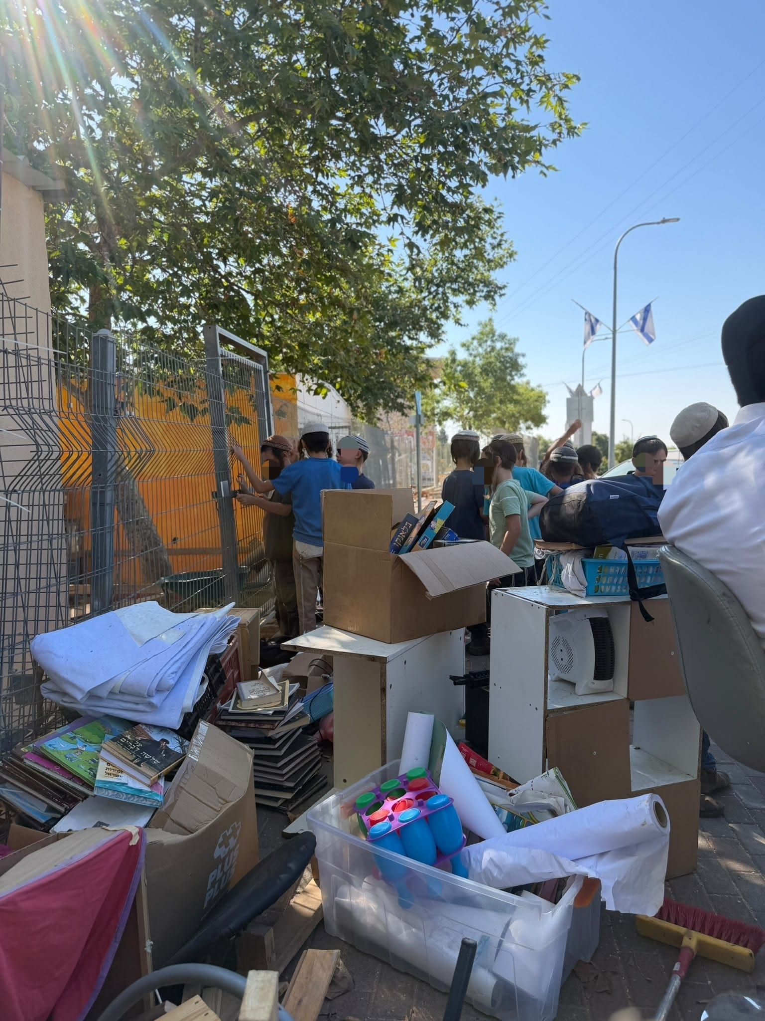 Gush Etzion Talmud Torah Students Left Without Classrooms After Overnight Eviction