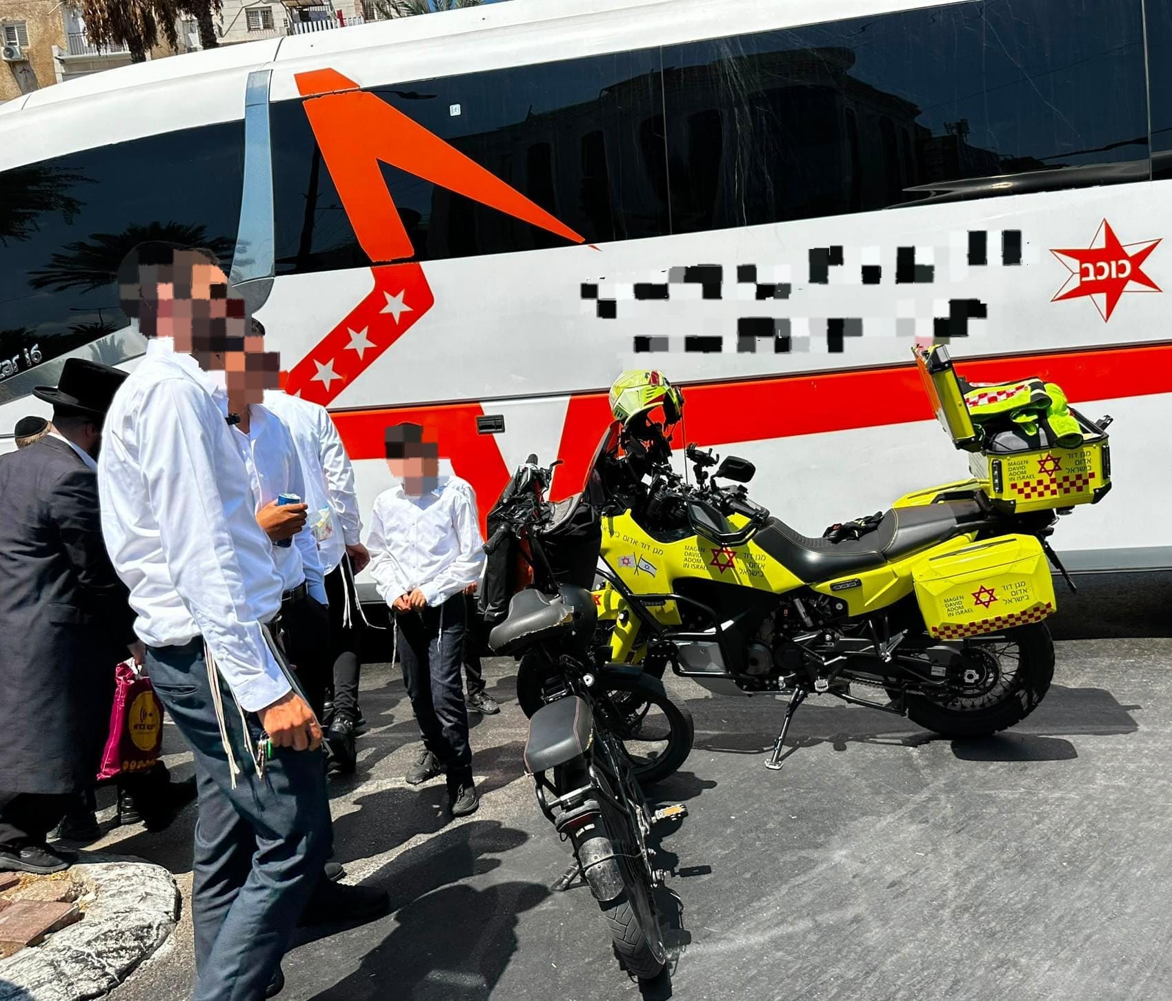 Seven-Year-Old Boy Seriously Injured After Being Trapped Under Bus in Bnei Brak