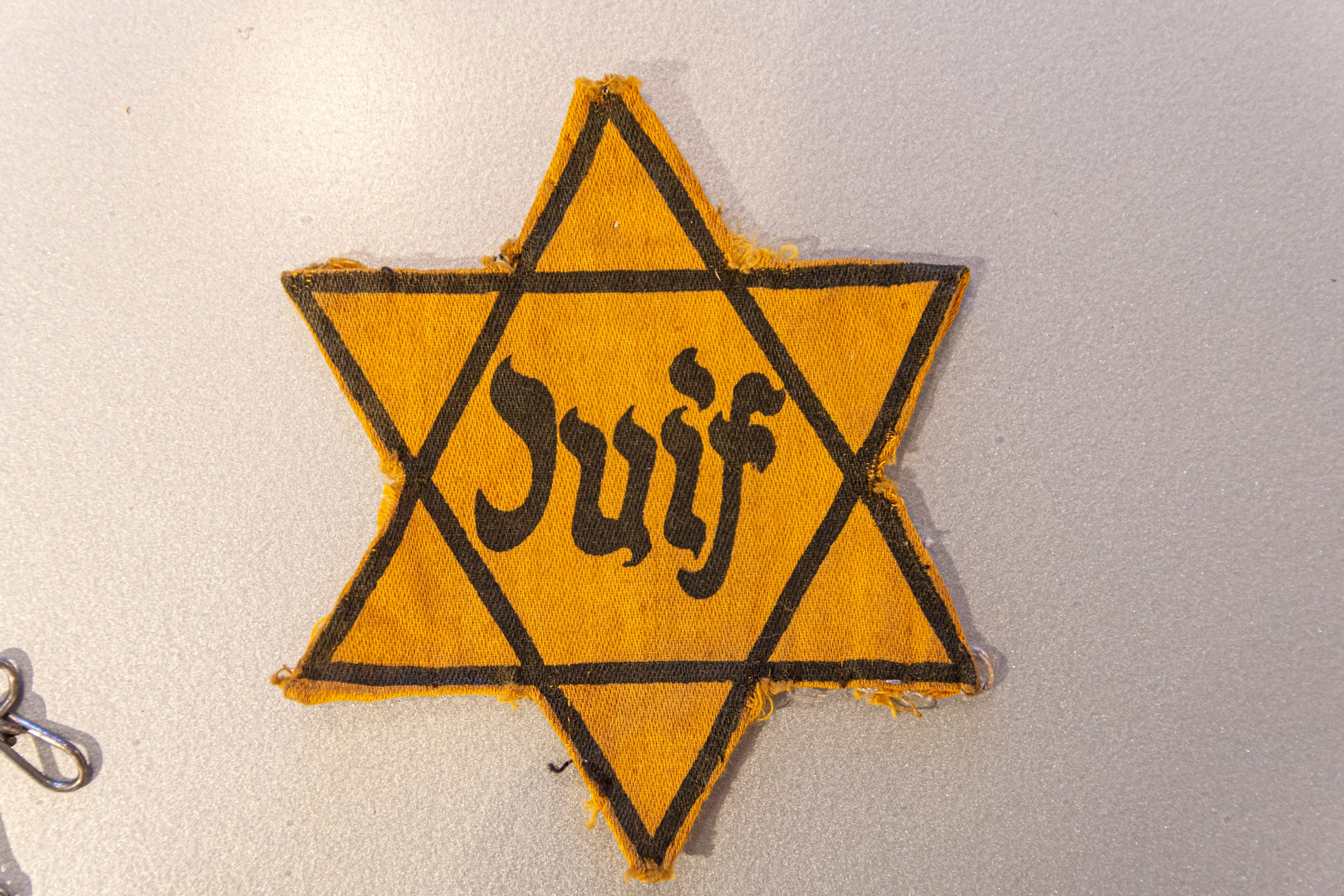Israeli Court Restricts Sale of Holocaust Yellow Badge to Museums Only