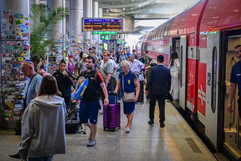 Israeli Court Awards Railway Worker $95,000 for Platform Injury