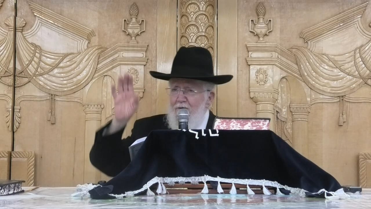 Rabbi Mazuz Condemns Attorney General's Decision to Cancel Rabbi Ovadia Yosef Memorial Event
