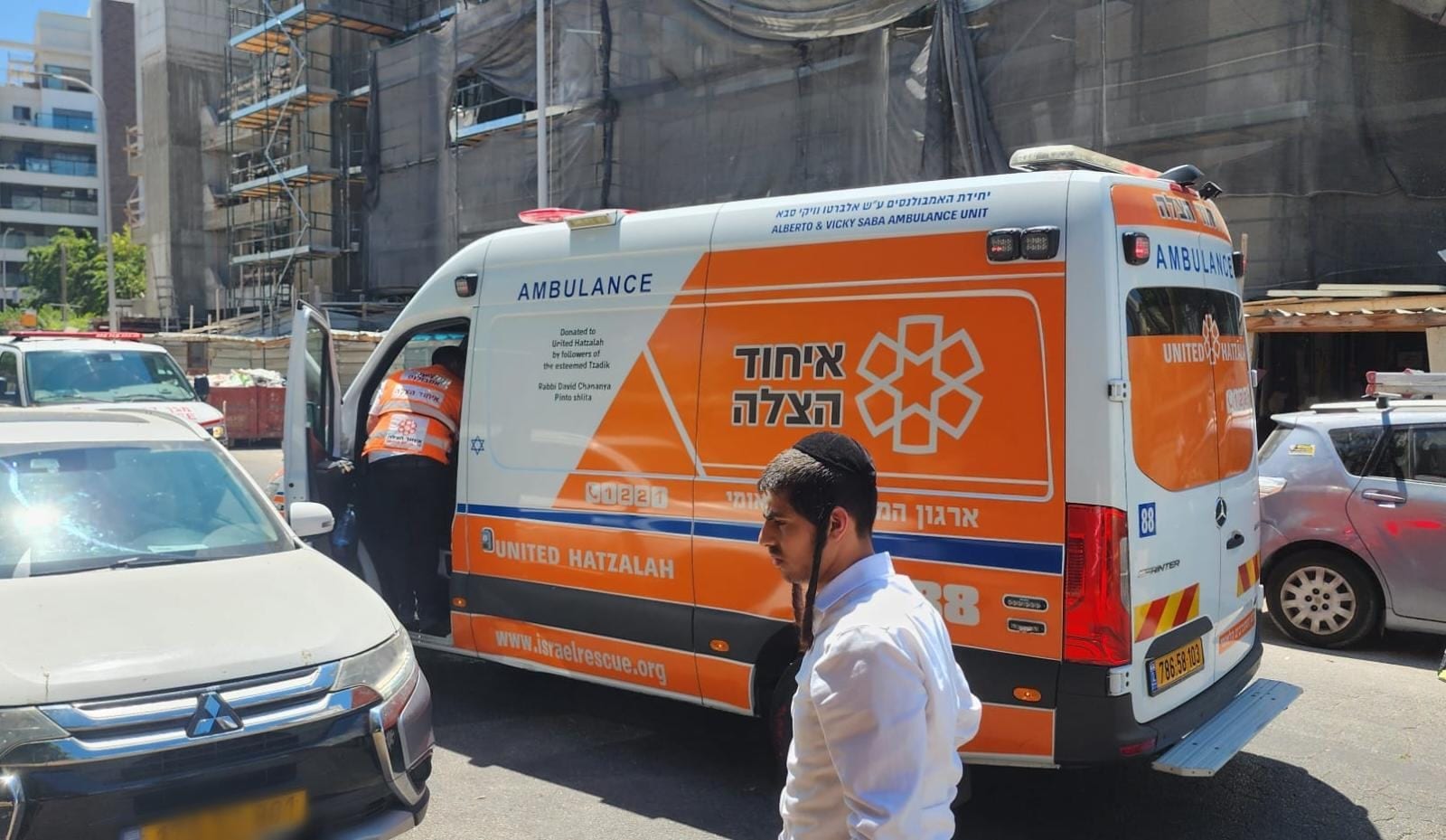 16-Year-Old Haredi Teen Injured by Bus at Jerusalem Entrance