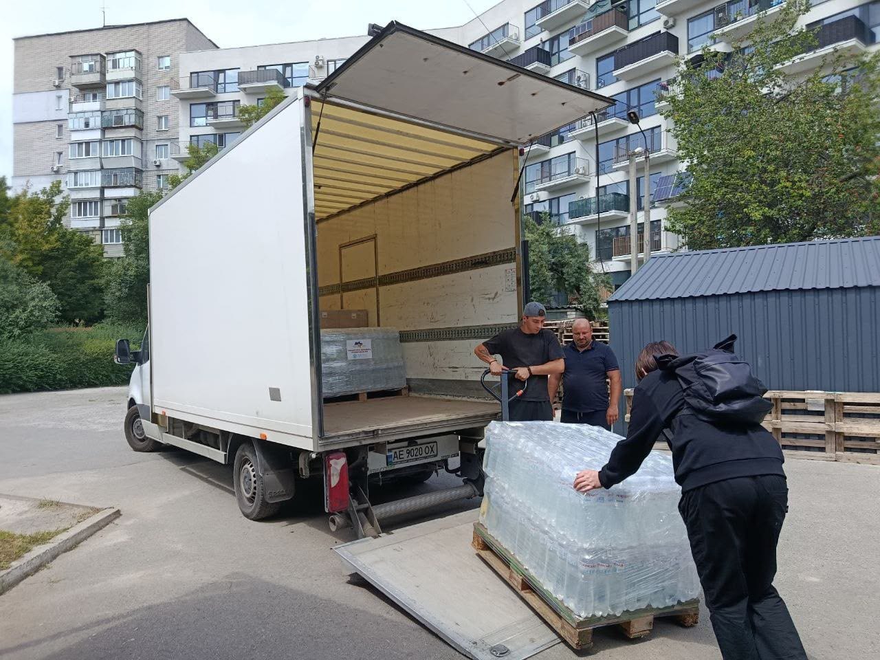 Relief Convoy Reaches Besieged Jewish Community in Kherson After 30-Hour Journey