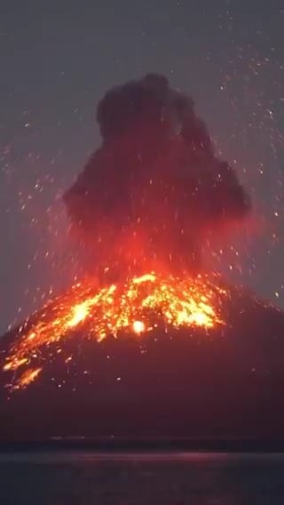 Anak Krakatau Volcano Erupts in Indonesia, Disrupting Air Travel for 170,000 Passengers