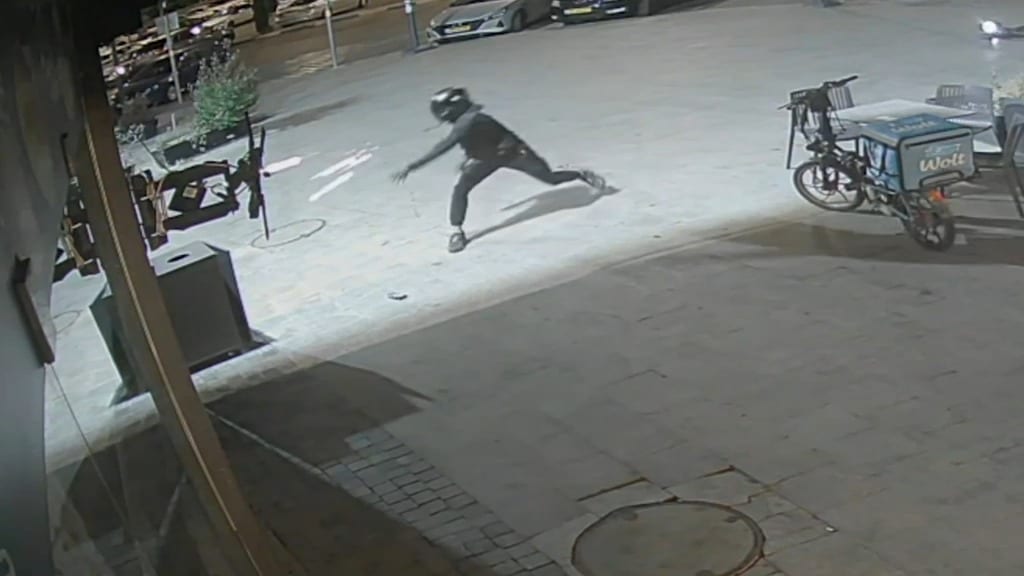 Five Injured as Grenade Thrown Into Store in Central Israel