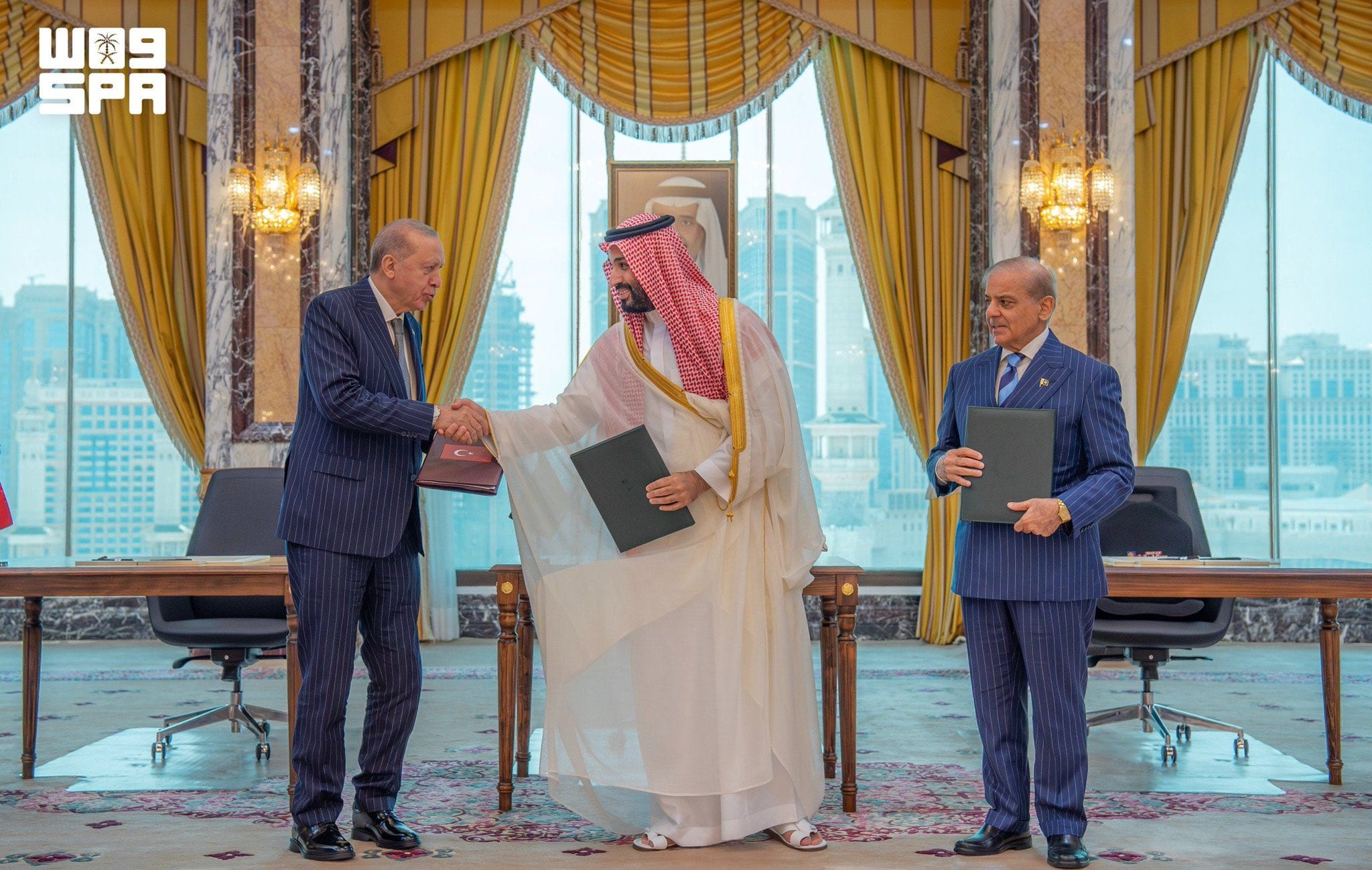 Pakistan Warns It May Enter Saudi Conflict Under Mutual Defense Pact